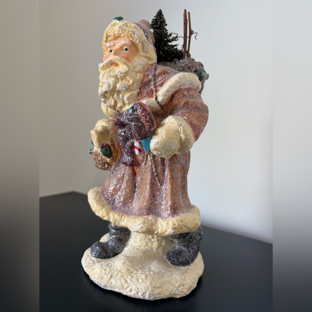 Department 56 ~ Santa Figure